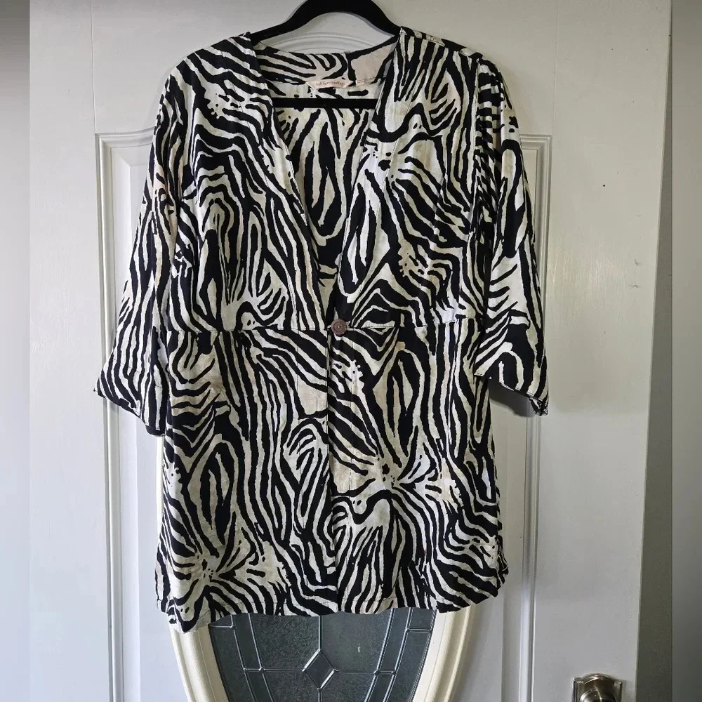 Soft Surroundings Black and Cream Animal‎ Print Single Button Cardigan ~ Small